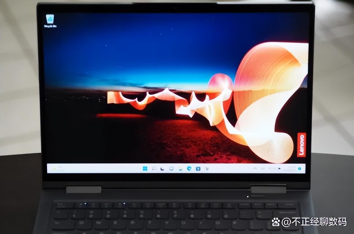 联想ThinkPad X1 YogaGen 7 评测：360度翻转的7代魅力
